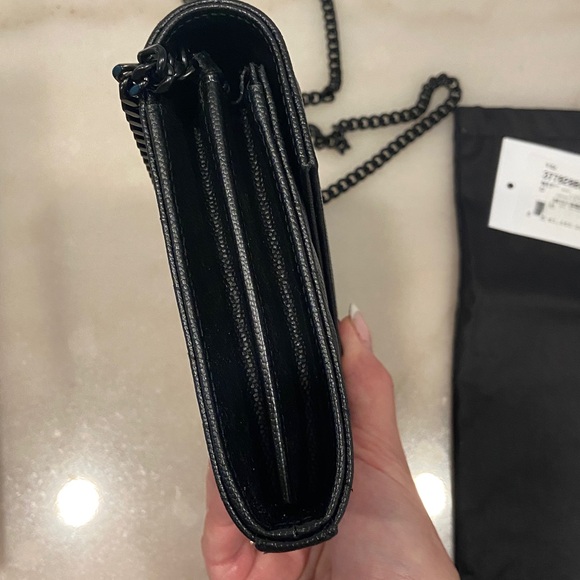 YSL Cassandre - Picture 10 of 15